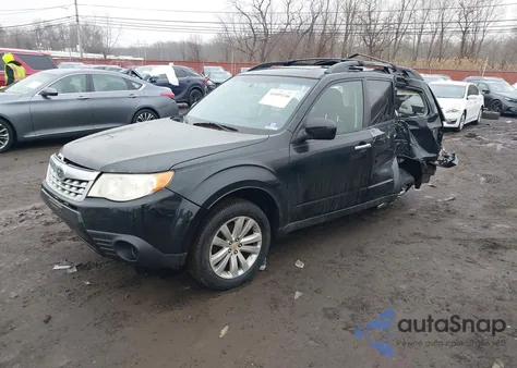 2011 Subaru Forester 2.5X Premium z USA, uszkodzony, nr VIN JF2SHADC4BH749384